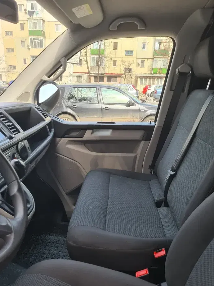 Volkswagen Transporter — imagine 11