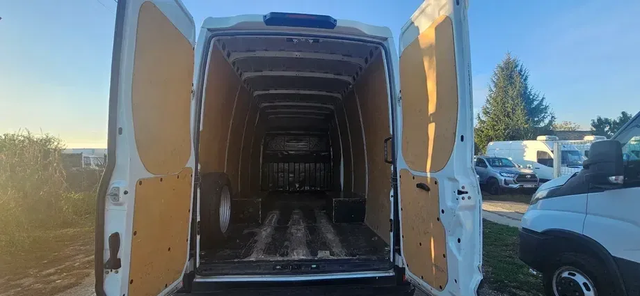 Iveco 35C18 Punte dubla / 3.0D — imagine 8