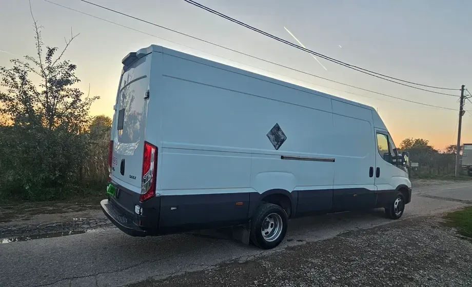 Iveco 35C18 Punte dubla / 3.0D — imagine 5