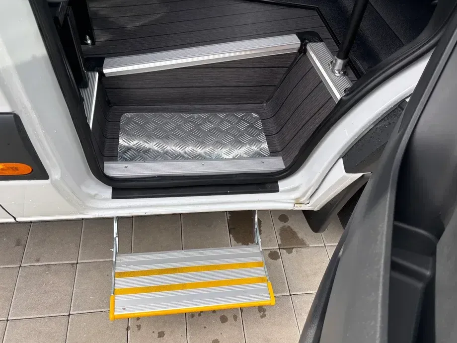 Mercedes-Benz Sprinter 517 CDI furgon extra-lung PRO 21 locuri — imagine 8