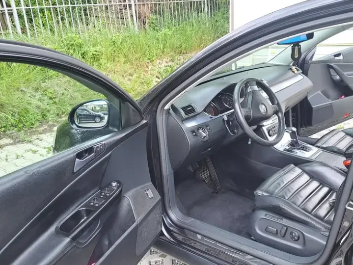 Volkswagen Passat B6 2.0TDI Sportline DPF DSG