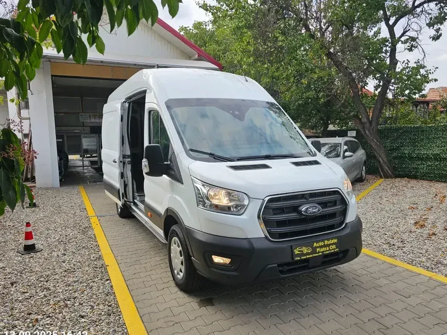 Ford Transit — imagine 7
