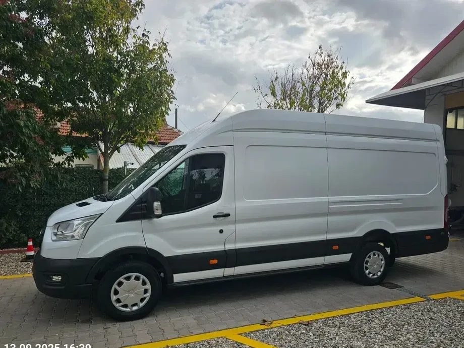 Ford Transit — imagine 14
