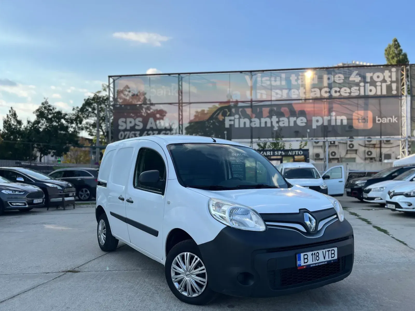 Renault KANGOO — imagine 9