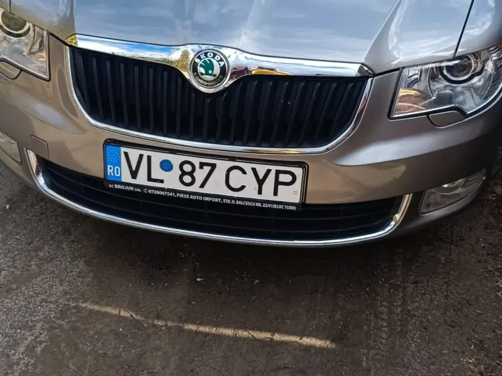 Škoda Superb II Berlina