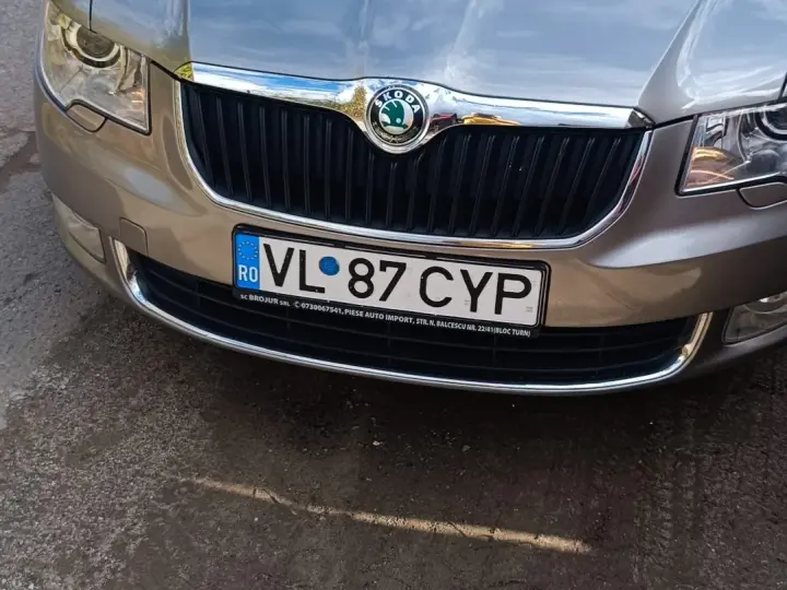 Škoda Superb II Berlina