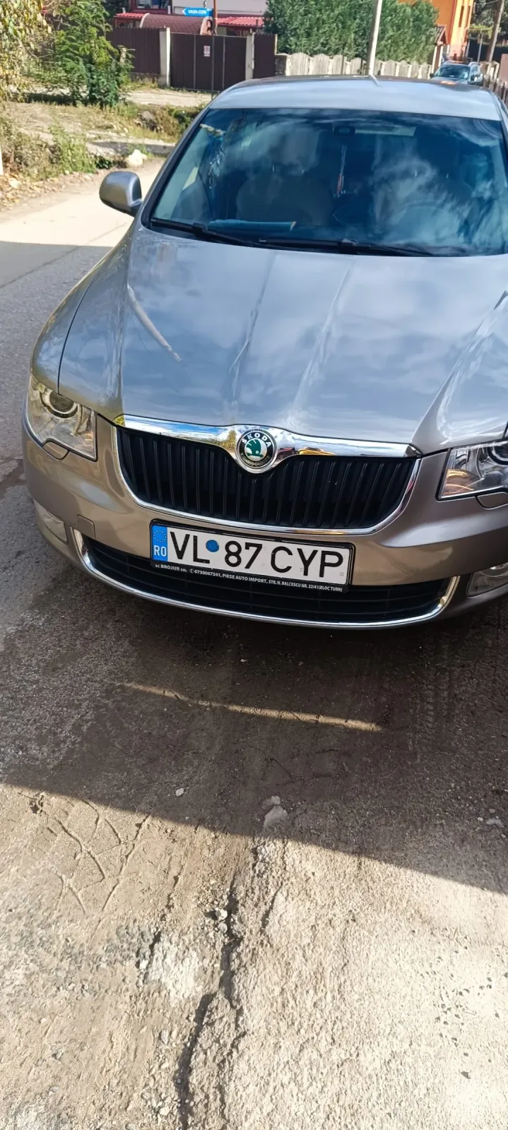 Škoda Superb II Berlina — imagine 3