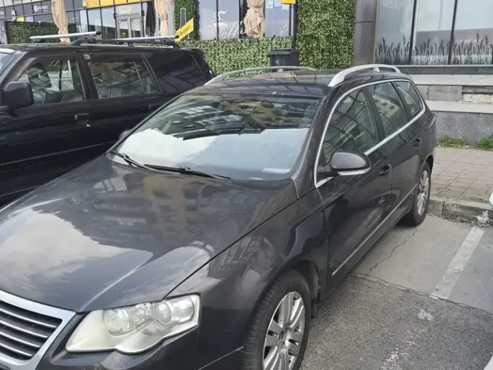 Volkswagen Passat B6 2.0 TDI Highline
