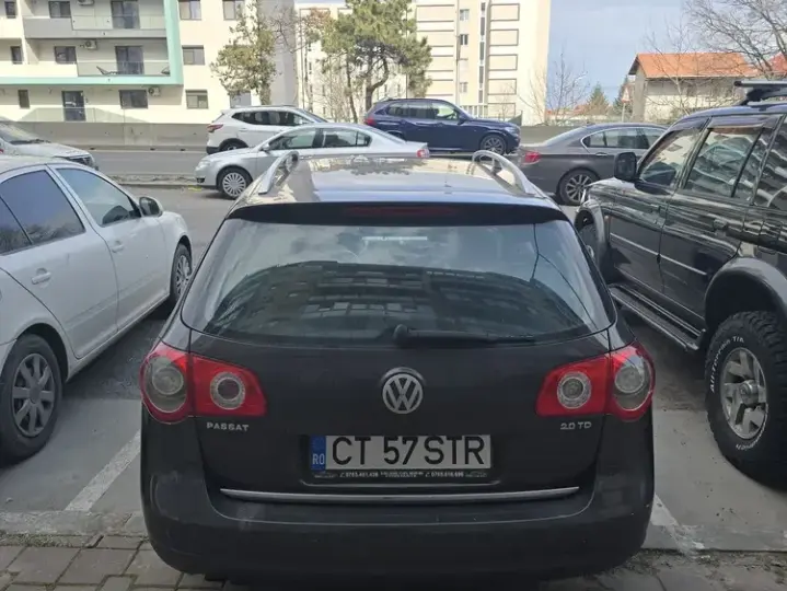 Volkswagen Passat B6 2.0 TDI Highline