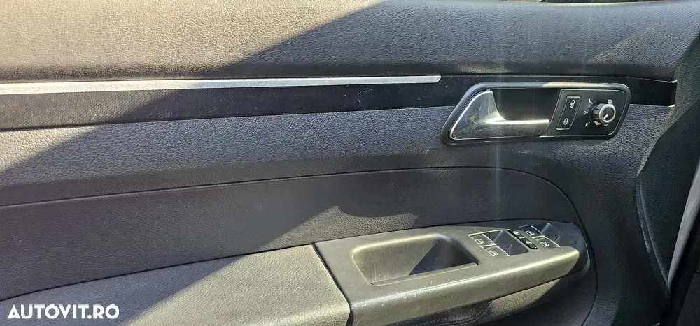 Volkswagen Touran I — imagine 4