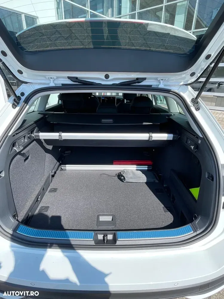 Volkswagen Passat B8 1.5 eTSI DSG MHEV Base — imagine 6