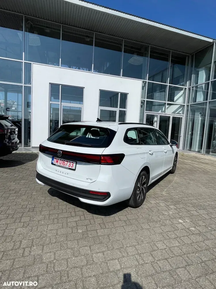 Volkswagen Passat B8 1.5 eTSI DSG MHEV Base — imagine 4