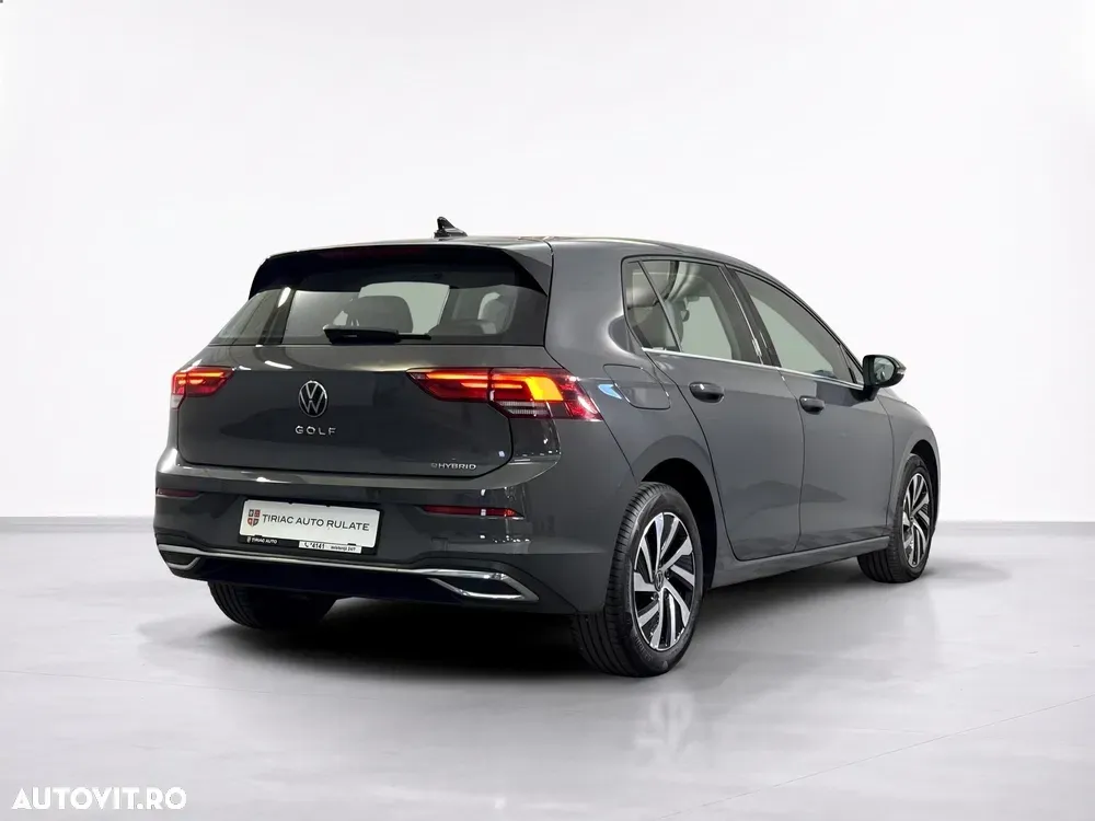 Volkswagen Golf — imagine 5