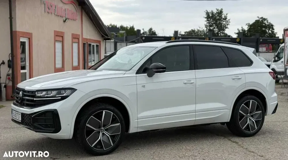 Volkswagen Touareg III 3.0 V6 TDI SCR 4Motion Automatik R-Line — imagine 3