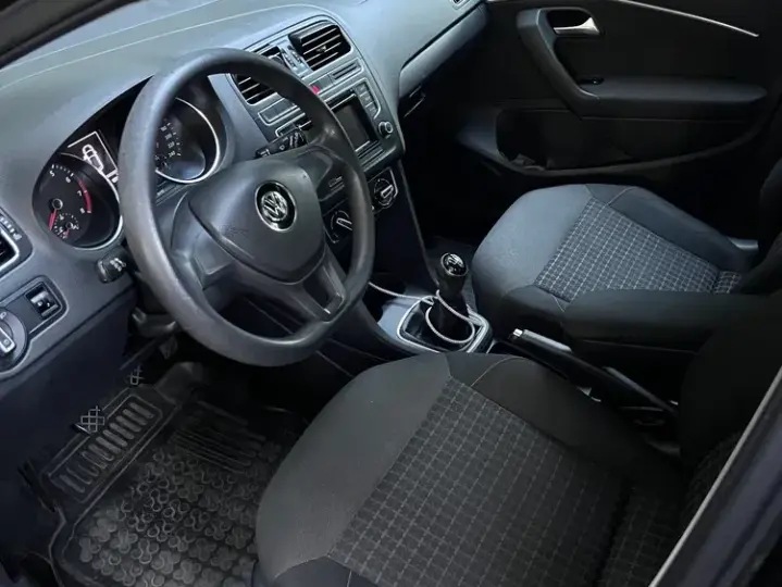 Volkswagen Polo V 1.2 TSI BMT Comfortline