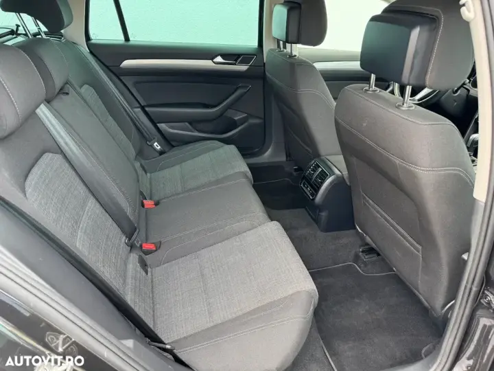 Volkswagen Passat B8 2.0 TDI SCR DSG Business