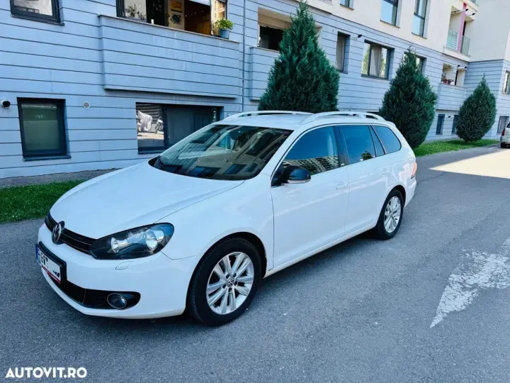 Volkswagen Golf VI 1.6 TDI DPF Style