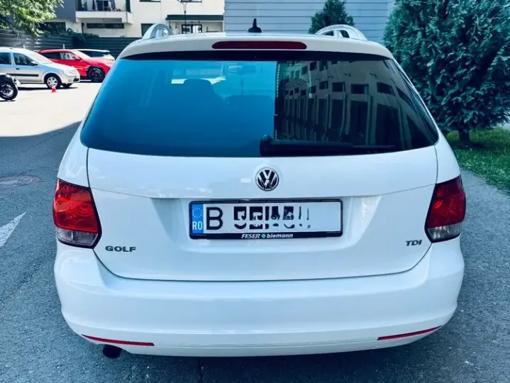 Volkswagen Golf VI 1.6 TDI DPF Style