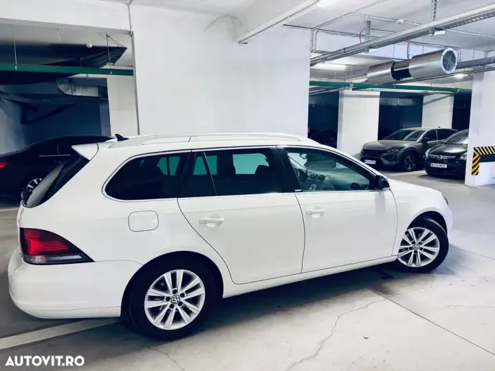 Volkswagen Golf VI 1.6 TDI DPF Style