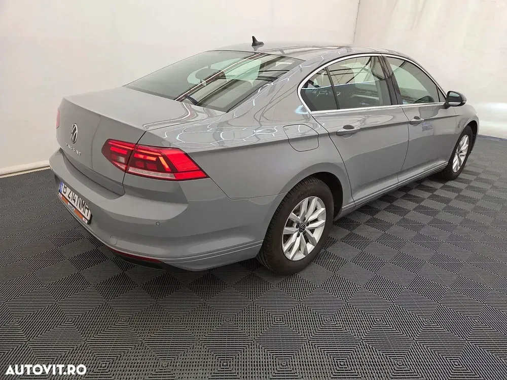 Volkswagen Passat 2.0 TDI DSG Comfortline — imagine 3