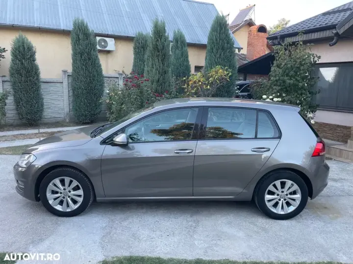 Volkswagen Golf VII
