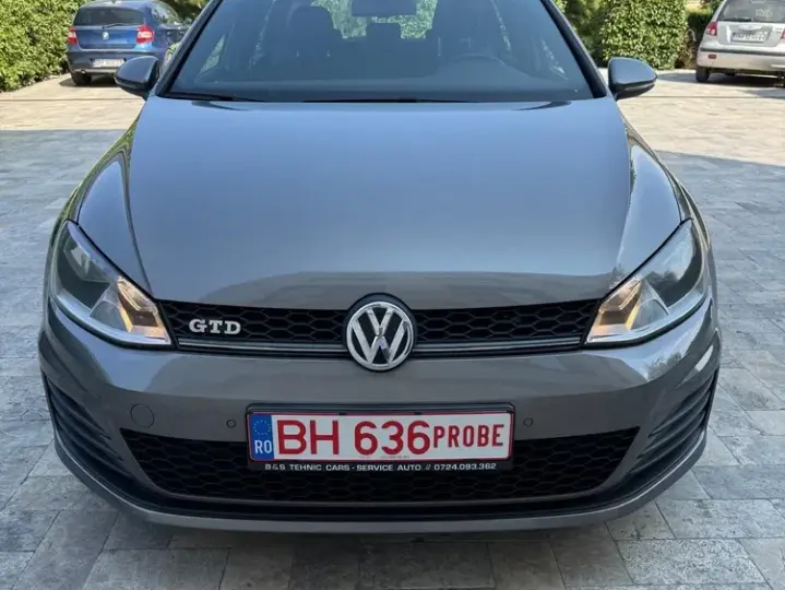 Volkswagen Golf 2.0 TDI DPF BMT DSG GTD