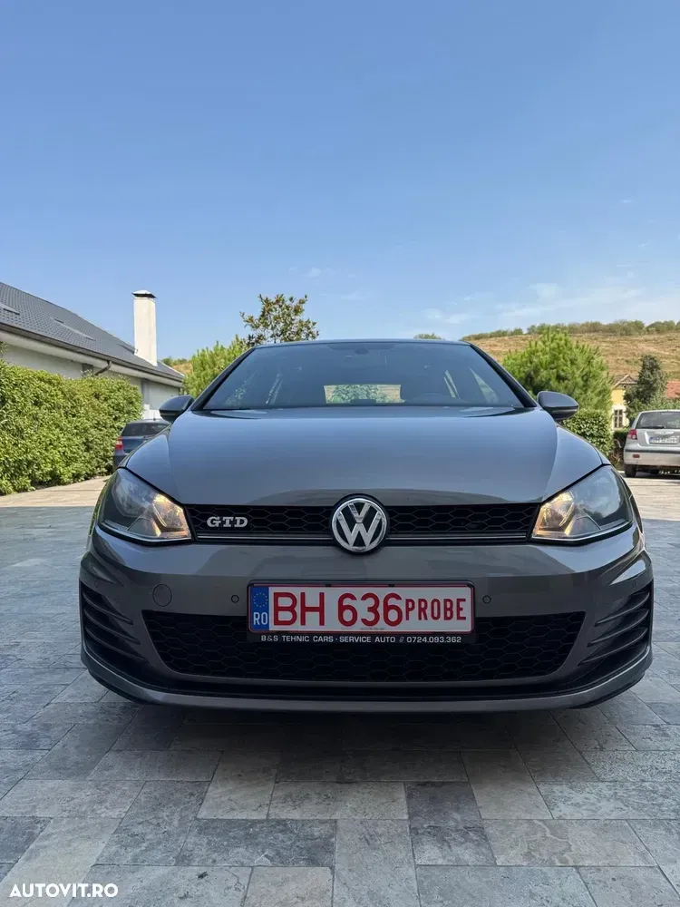 Volkswagen Golf 2.0 TDI DPF BMT DSG GTD — imagine 2