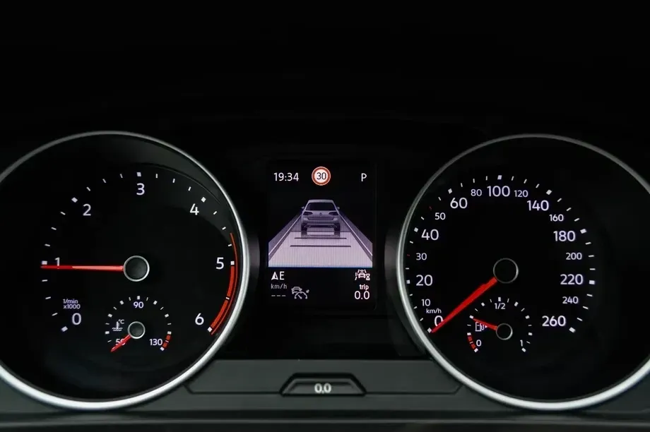 Volkswagen Tiguan II 2.0 TDI SCR DSG URBAN SPORT — imagine 6