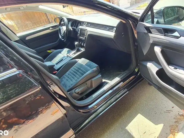 Volkswagen Passat B8 2.0 TDI DSG Highline