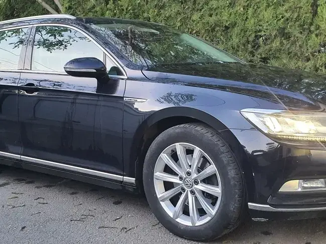 Volkswagen Passat B8 2.0 TDI DSG Highline