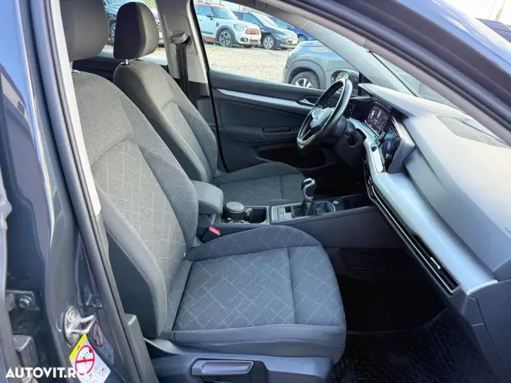 Volkswagen Golf VIII 1.0 TSI Comfortline