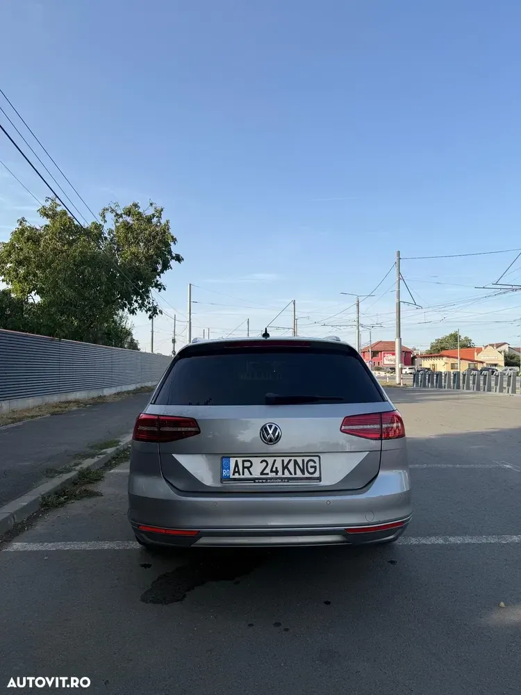 Volkswagen Passat B8 2.0 TDI R Executive — imagine 3