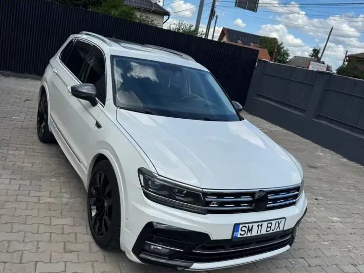 Volkswagen Tiguan II 2.0 TDI SCR DSG R-Line