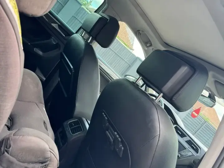 Volkswagen Tiguan II 2.0 TDI SCR DSG R-Line