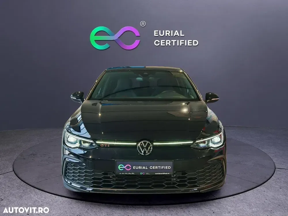 Volkswagen Golf VIII 2.0 TSI DSG GTI — imagine 2