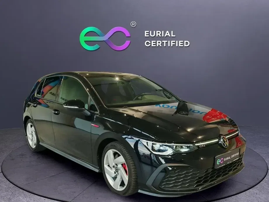 Volkswagen Golf VIII 2.0 TSI DSG GTI — imagine 3