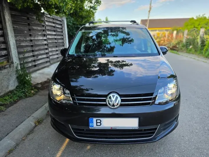 Volkswagen Sharan II 2.0 TDI DSG Sound