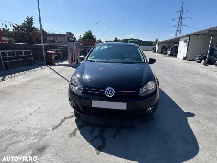 Volkswagen Golf VI 1.6 TDI BlueMotion Technology DPF Comfortline DSG