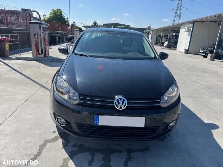Volkswagen Golf VI 1.6 TDI BlueMotion Technology DPF Comfortline DSG