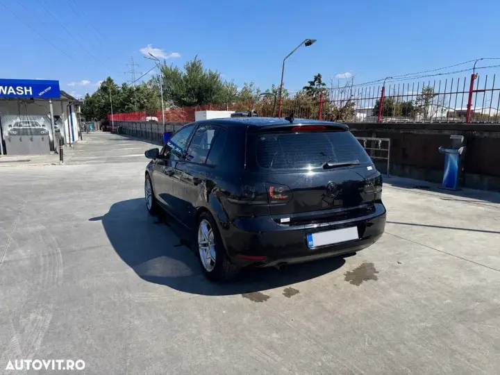 Volkswagen Golf VI 1.6 TDI BlueMotion Technology DPF Comfortline DSG
