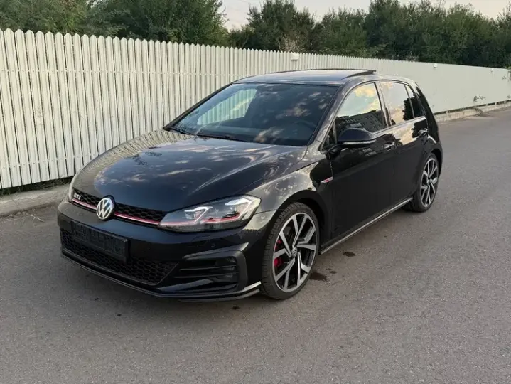 Volkswagen Golf VII