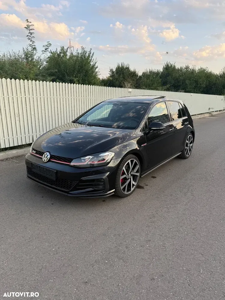 Volkswagen Golf VII — imagine 4