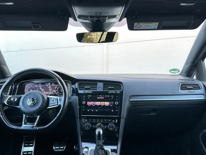 Volkswagen Golf VII 2.0 TDI DSG GTD