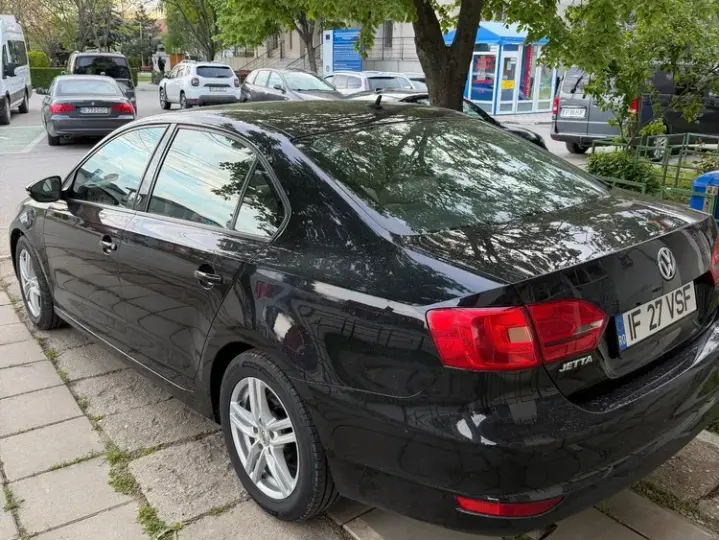 Volkswagen Jetta A6 1.2 TSI Trendline