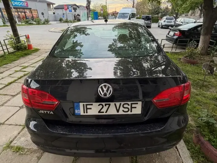 Volkswagen Jetta A6 1.2 TSI Trendline