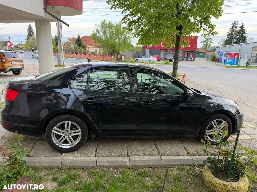Volkswagen Jetta A6 1.2 TSI Trendline — imagine 6