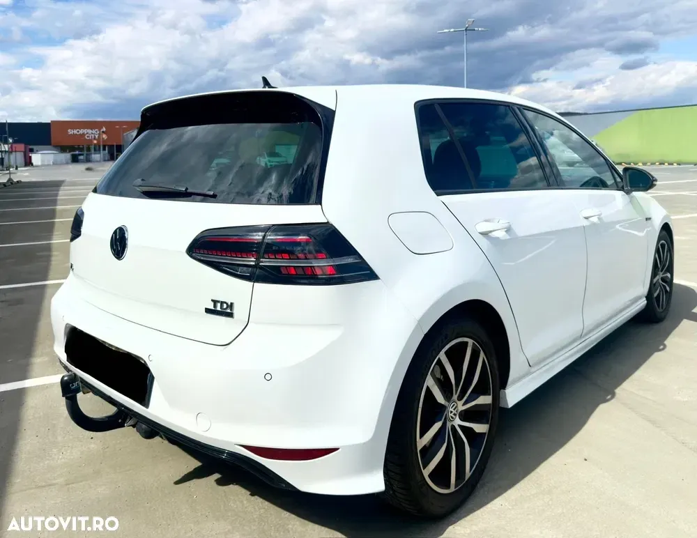 Volkswagen Golf — imagine 5