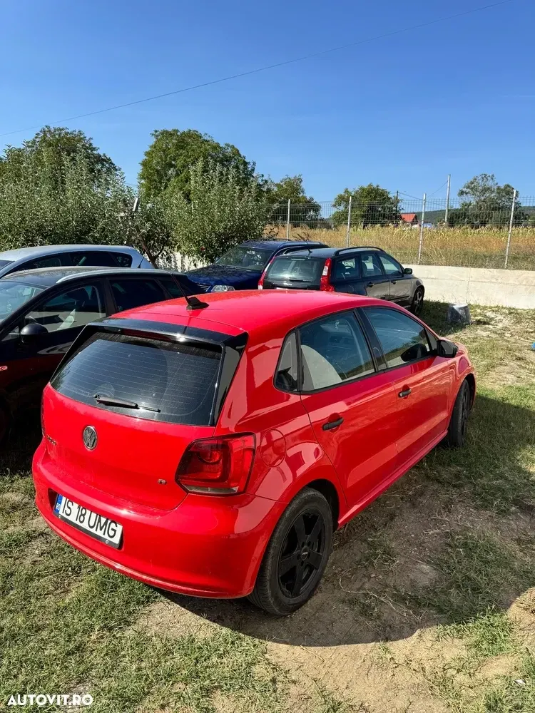Volkswagen Polo V ver-1-6-tdi-cr-dpf-highline — imagine 4