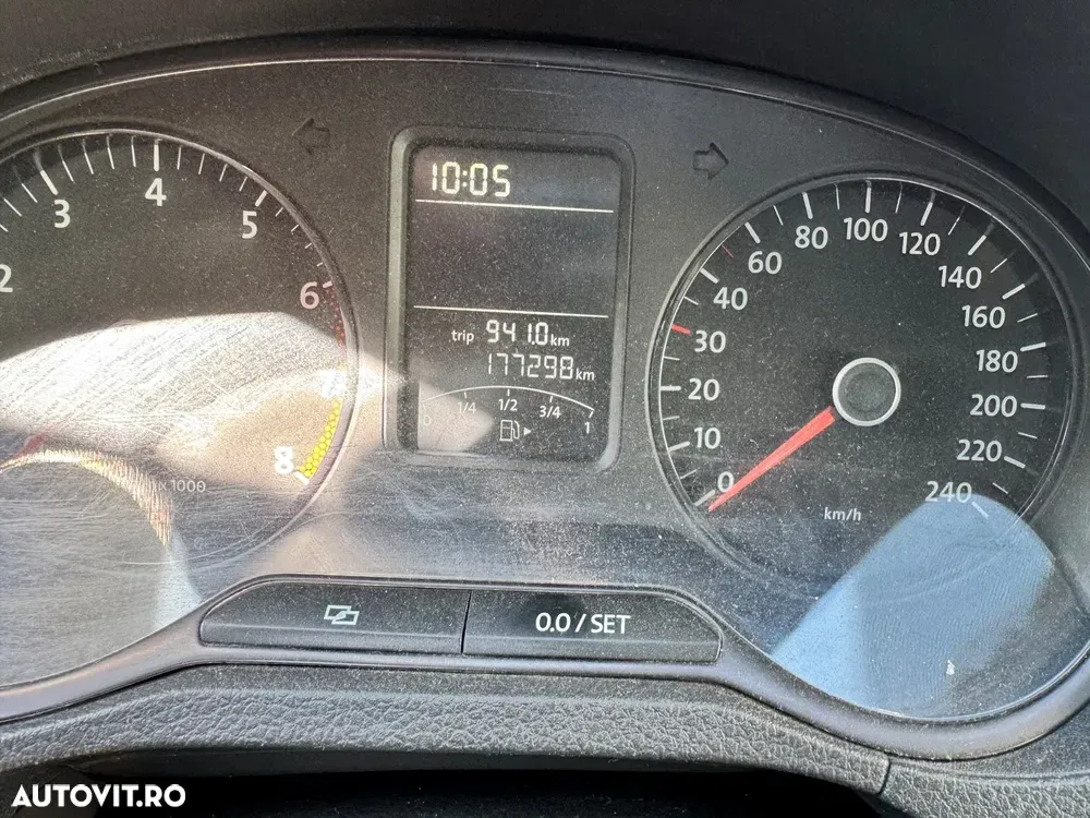 Volkswagen Polo V ver-1-6-tdi-cr-dpf-highline — imagine 5