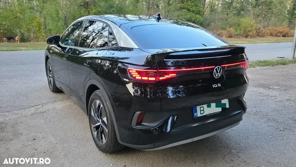 Volkswagen ID.5 Pro Performance — imagine 5